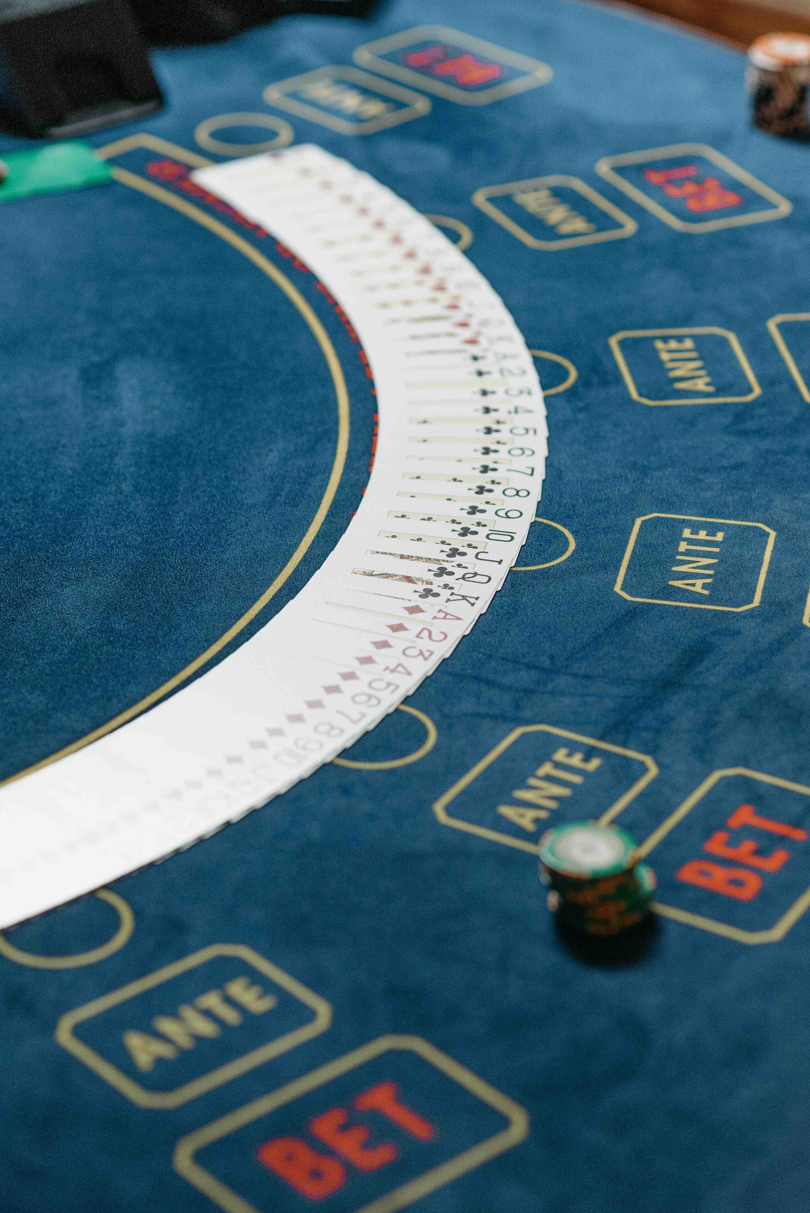 Tampilan permainan slot online populer di rpvip2 dengan tema warna cerah dan kekinian